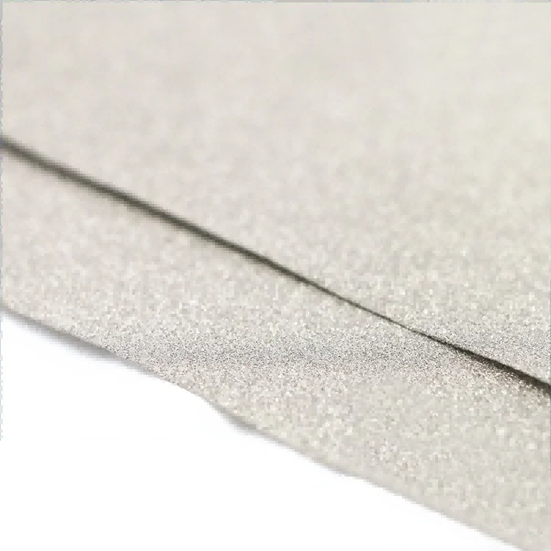 Titanium cảm thấy hiệu suất cao